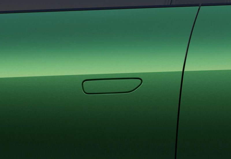 Após o incêndio no Xiaomi SU7 Ultra, as portas ficaram trancadas devido a falhas nos travamentos elétricos, informa a investigação