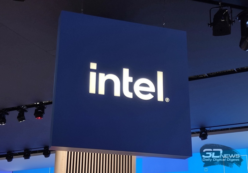 O diretor executivo da Intel afirmou que até o final do ano cerca de metade dos computadores vendidos serão equipados com aceleradores de inteligência artificial.