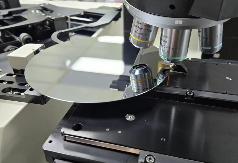A TSMC adiou o lançamento do High‑NA EUV, anunciou o processo A13 e compartilhou planos para o final da década.