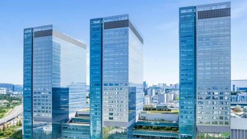 A Samsung iniciará entregas em massa de memória HBM4 em fevereiro, ultrapassando os concorrentes