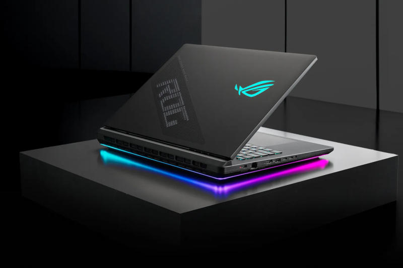 O Asus ROG Strix SCAR 18 estreia como um portátil de jogos topo de linha que consome até 320 W