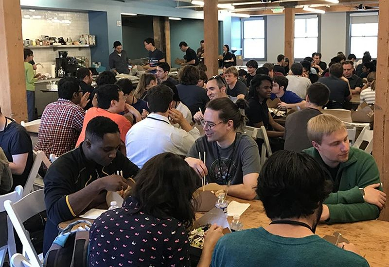 O Google e a OpenAI estão prontos para apoiar a Anthropic no processo sobre o conflito com o Pentágono.