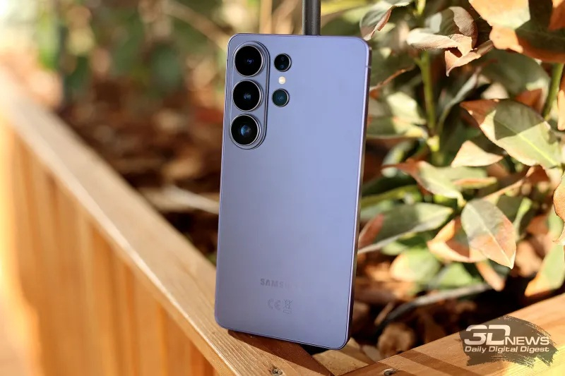 O modelo base do Galaxy S26 superou as expectativas em popularidade na Samsung