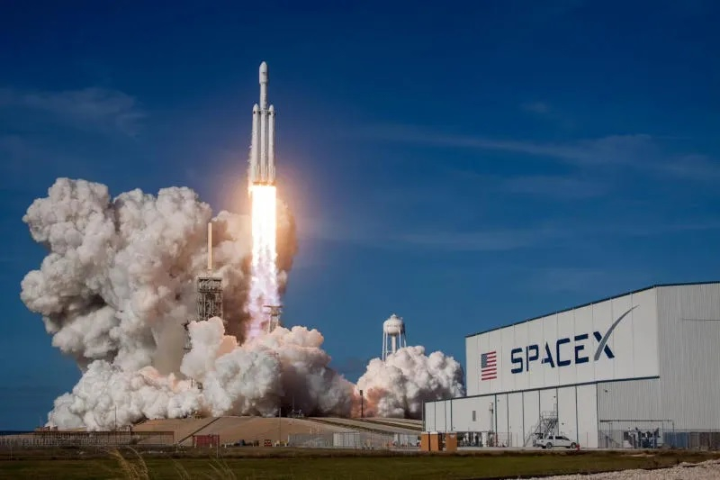 A SpaceX está solicitando uma oferta pública inicial de ações que provavelmente será a maior do mundo.