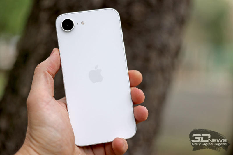 A Apple detém 69 % do mercado de smartphones nos Estados Unidos, enquanto a Samsung tem apenas quinze por cento.