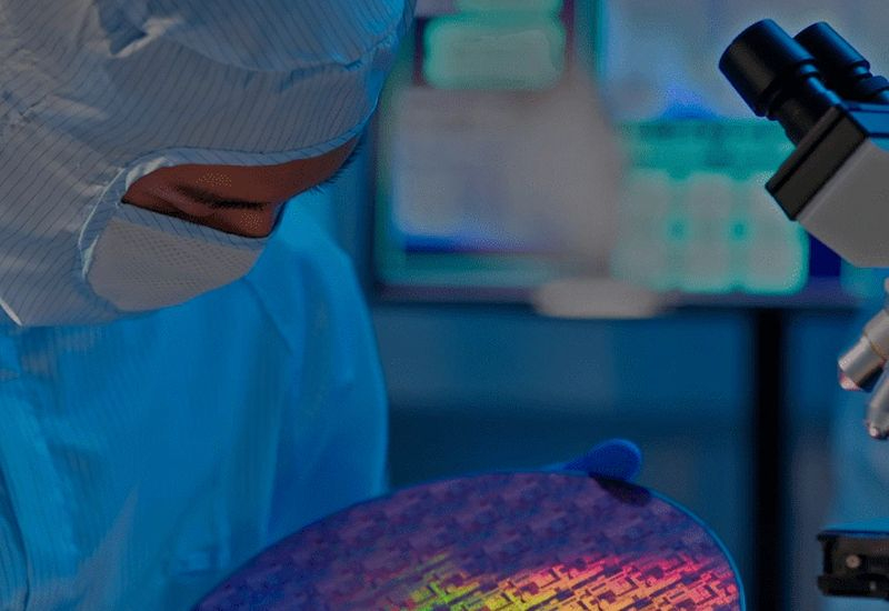 As empresas asiáticas investem US$ 136 bilhões na construção de fábricas de chips, acelerando o ritmo do desenvolvimento da indústria de IA.