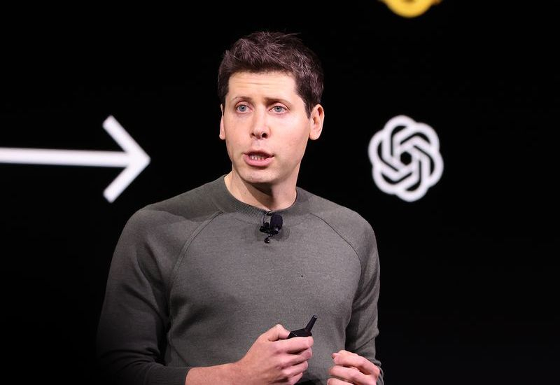 Sam Altman prometeu corrigir o contrato “flutuante” com o Ministério da Defesa para garantir a proteção dos cidadãos contra vigilância.