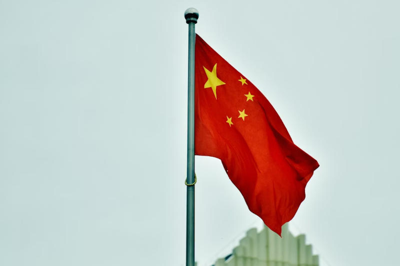China e os EUA não concluíram grandes acordos no setor de tecnologia, o que levou à liquidação das ações dos fabricantes de chips