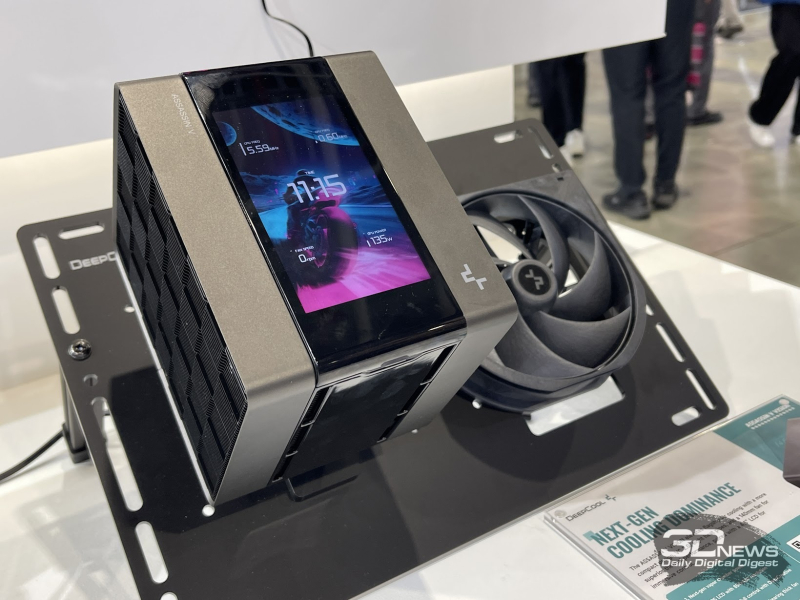 A DeepCool apresenta na Computex 2026: ventiladores sem fio, coolers com telas integradas e fontes de alimentação de até 3200 W