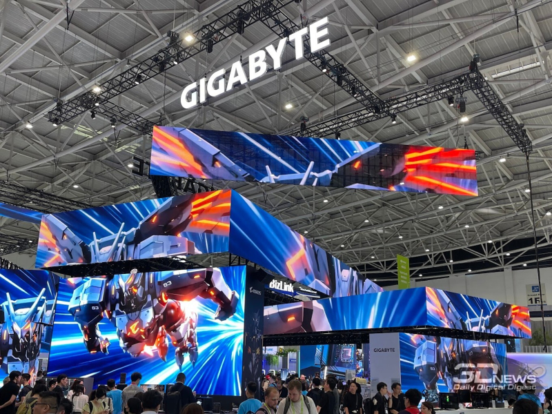 A GIGABYTE apresentou novos laptops para jogos e monitores OLED na feira Computex 2026