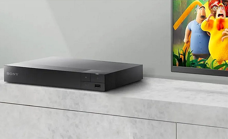 A Sony lança novos gravadores Blu‑ray neste mês, e a produção de players continua.