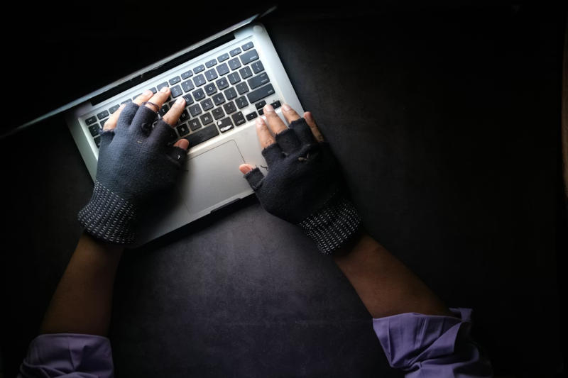 Ferramenta Python para análise de dados que funciona meio dia tornou-se maliciosa: roubou chaves e tokens.