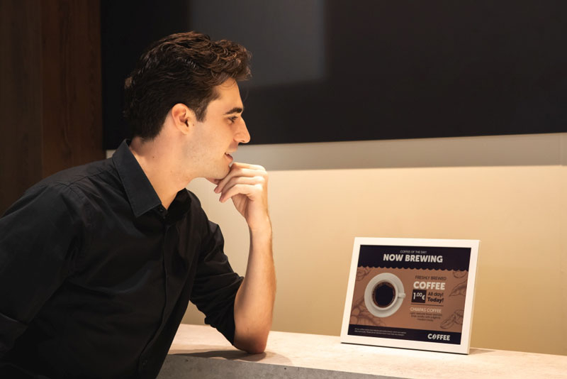 A Samsung lança uma tela E‑Ink única, com eletrões coloridos produzidos a partir de fitoplâncton.