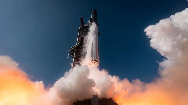 O primeiro voo do Starship V3 confirmou a confiabilidade da megarocket atualizada, apesar da explosão subsequente