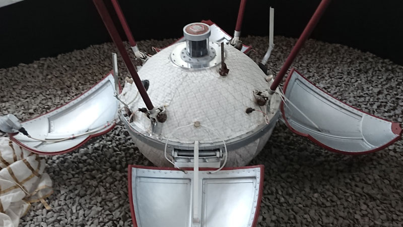 Sessenta anos atrás, o “Luna-9” pousou suavemente na Lua pela primeira vez — hoje os cientistas tentam encontrá‑lo novamente